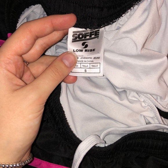 Soffe low rise Workout shorts - Picture 4 of 4